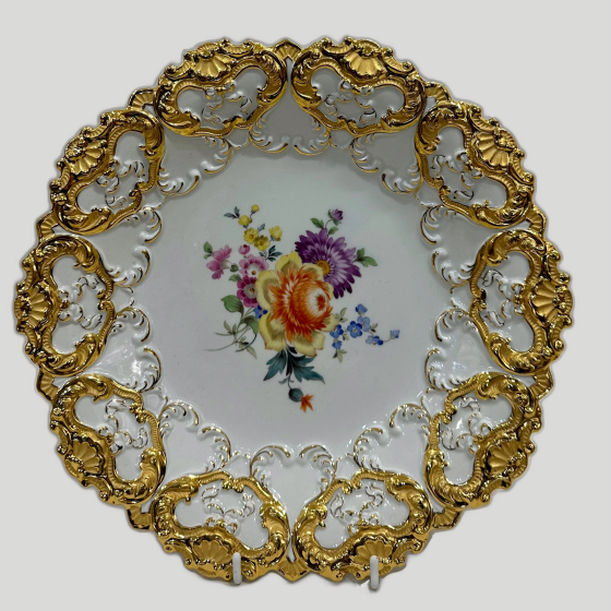Тарелка с цветочной росписью, Германия, мануфактура "Мейсен", XX век